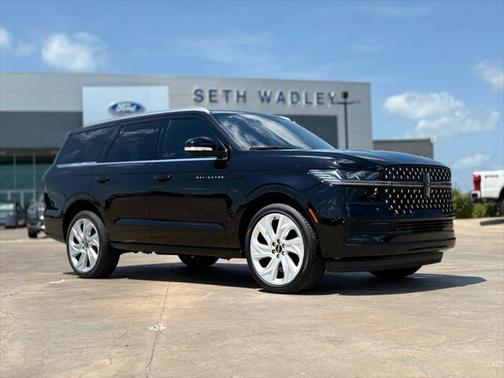 2025 Lincoln Navigator Black Label