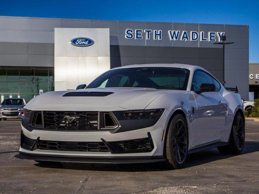 2025 Ford Mustang Dark Horse Fastback
