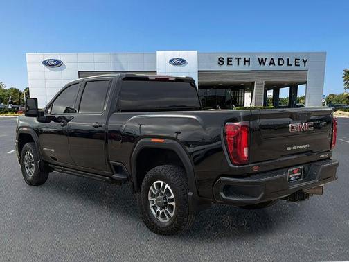 2022 GMC Sierra 2500 AT4