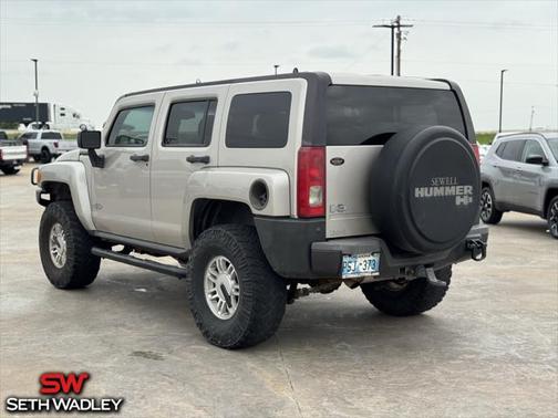 2006 Hummer H3 Base