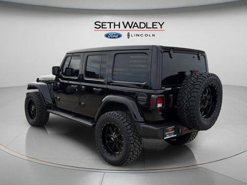 2023 Jeep Wrangler 4-Door Sahara Altitude 4x4