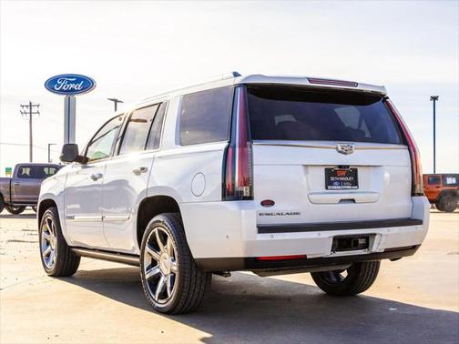 2017 Cadillac Escalade Premium Luxury