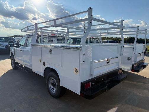 2025 Ford F-250 XL
