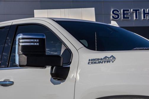 2022 Chevrolet Silverado 3500 High Country