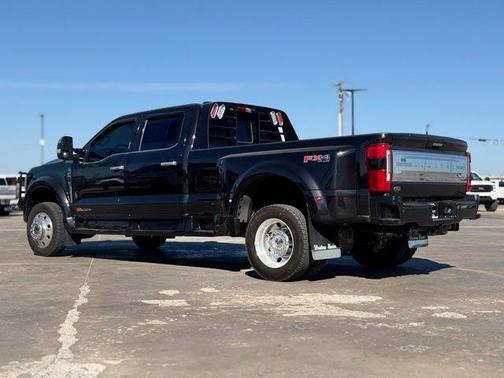 Agate Black Metallic 2024 Ford F-450 Limited