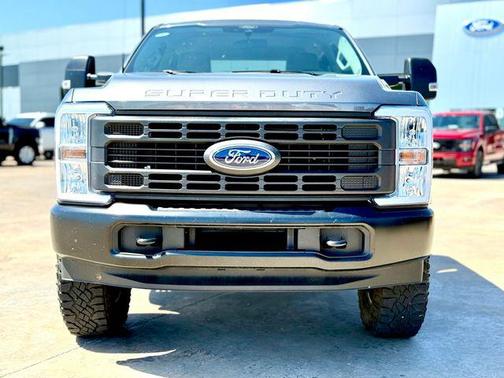 2025 Ford F-250 XL