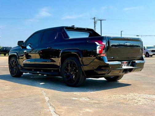 2024 Chevrolet Silverado EV First-Edition RST 4WD