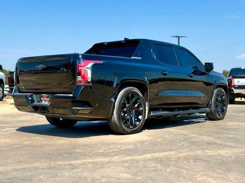 2024 Chevrolet Silverado EV First-Edition RST 4WD