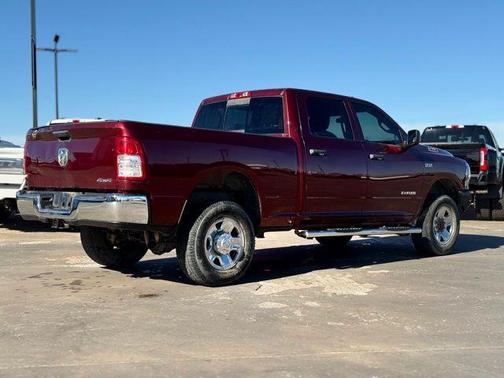 2020 RAM 2500 Tradesman Crew Cab 4X4 6'4' Box