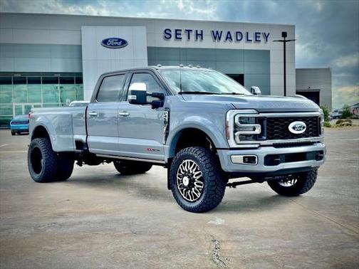 2025 Ford F-450 Platinum