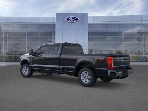 2026 Ford F-350 XLT