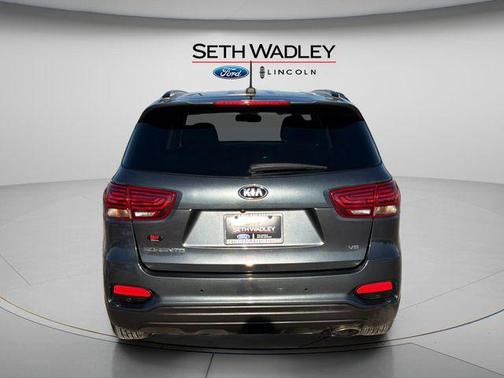 2020 Kia Sorento S