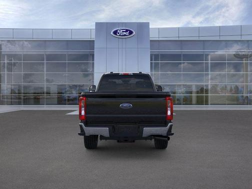 2025 Ford F-350 XLT