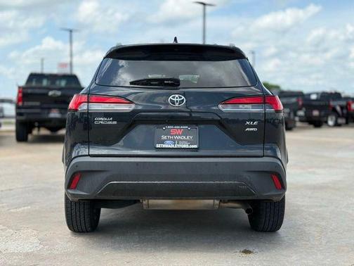 Jet Black 2022 Toyota Corolla Cross XLE