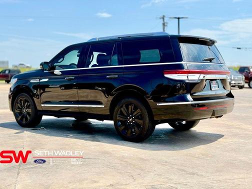 2024 Lincoln Navigator Reserve