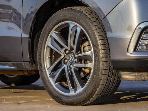 2017 Acura MDX 3.5L w/Advance Package