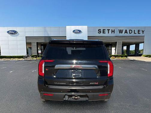 2021 GMC Yukon 4WD AT4