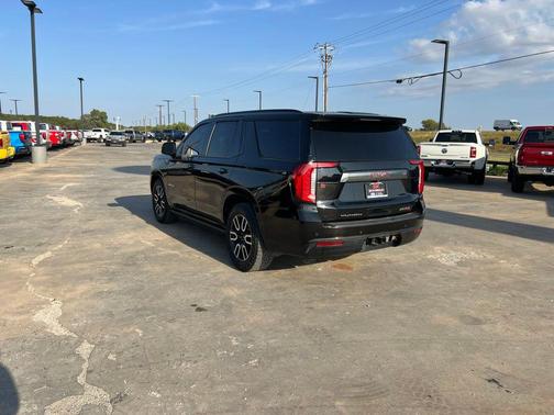 2021 GMC Yukon 4WD AT4
