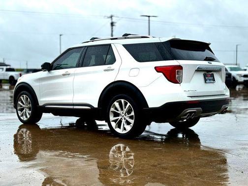 2022 Ford Explorer Platinum
