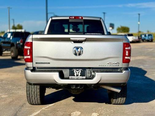 2020 RAM 2500 Big Horn Crew Cab 4X4 6'4' Box