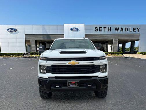 2024 Chevrolet Silverado 2500 Custom