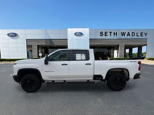2024 Chevrolet Silverado 2500 Custom