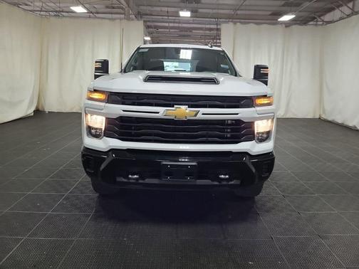 2024 Chevrolet Silverado 2500 Custom