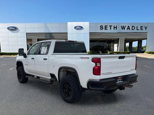 2024 Chevrolet Silverado 2500 Custom