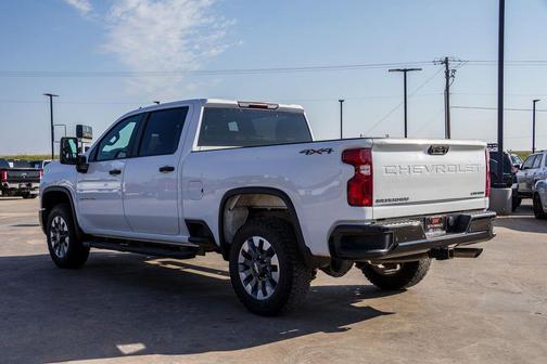 2024 Chevrolet Silverado 2500 Custom