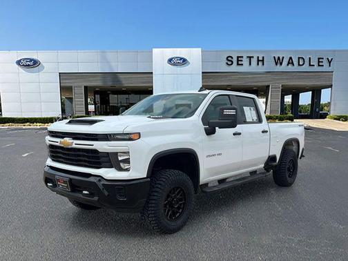 2024 Chevrolet Silverado 2500 Custom