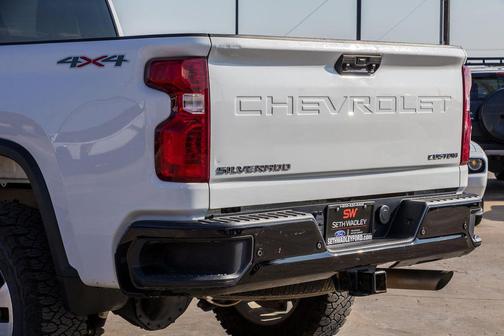 2024 Chevrolet Silverado 2500 Custom