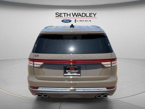 Harbor Gray Clearcoat 2026 Lincoln Aviator Reserve AWD
