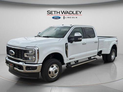 Oxford White 2026 Ford F-350 Lariat