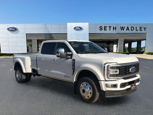 2026 Ford F-450 Platinum