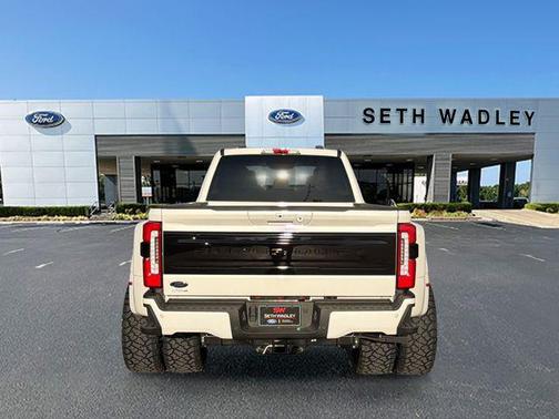 2026 Ford F-450 Platinum