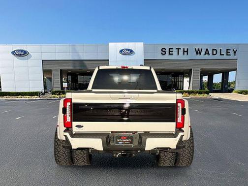 2026 Ford F-450 Platinum