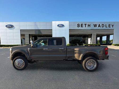 2026 Ford F-450 Platinum