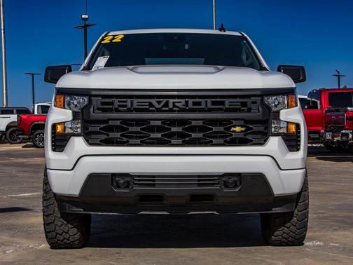 2022 Chevrolet Silverado 1500 Custom