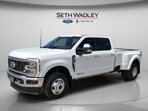 Oxford White 2024 Ford F-350 Lariat