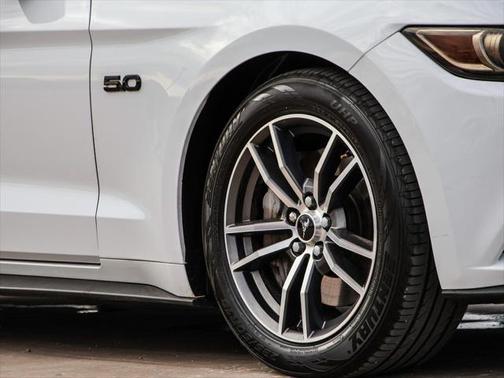 2017 Ford Mustang GT