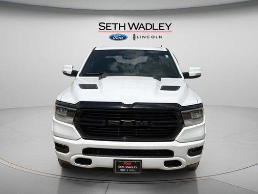 Bright White Clearcoat 2020 RAM 1500 Laramie
