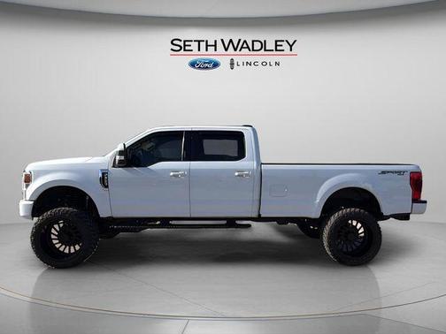 2022 Ford F-350 Lariat