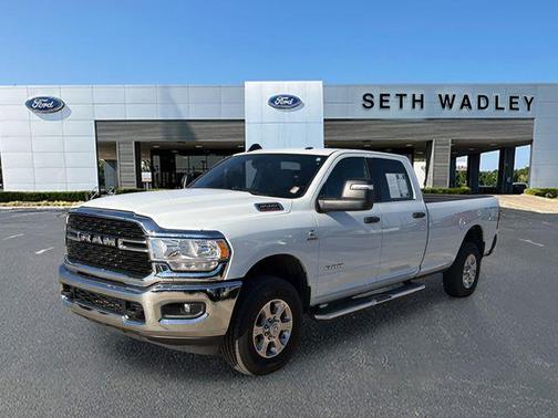 2024 RAM 3500 Big Horn Crew Cab 4x4 8' Box