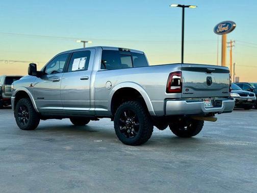 2024 RAM 2500 Limited Crew Cab 4x4 6'4' Box