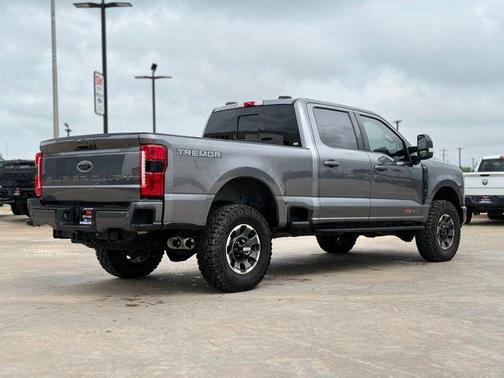 Carbonized Gray Metallic 2023 Ford F-250 Lariat