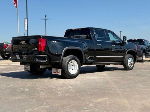 Black 2024 Chevrolet Silverado 3500 High Country