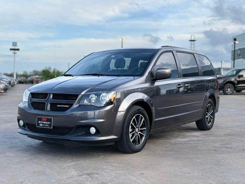2016 Dodge Grand Caravan R/T