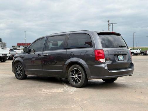 2016 Dodge Grand Caravan R/T