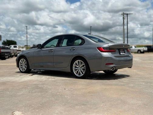 Gray Metallic 2023 BMW 330 i