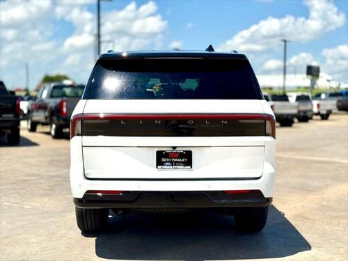 2025 Lincoln Navigator Reserve